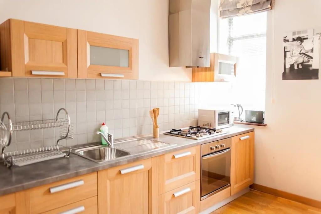 City Center 2Bdr Apartment Near Rustaveli Av. Τυφλίδα Εξωτερικό φωτογραφία